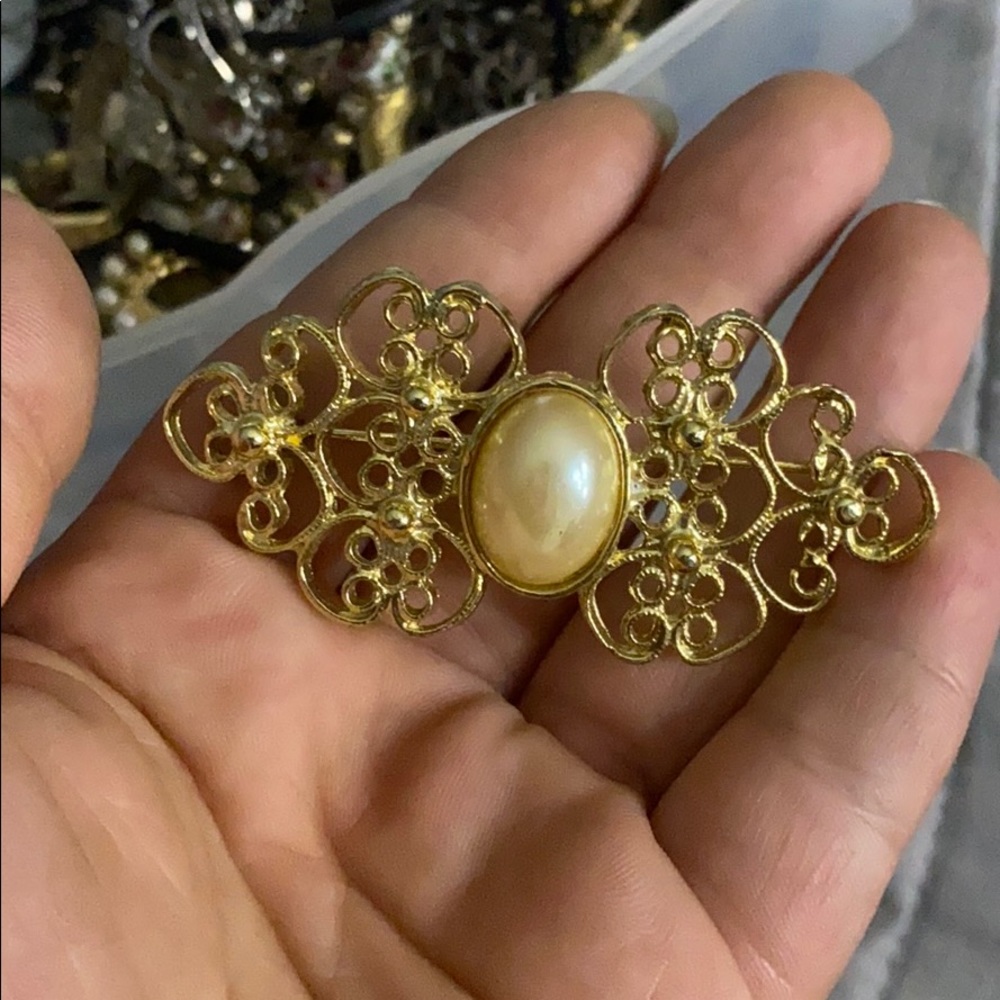 Brooch